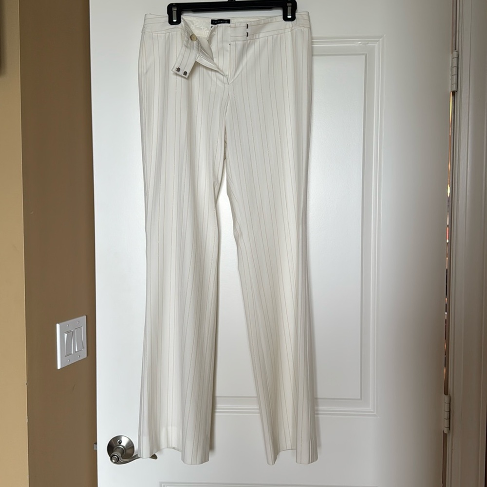 EUC The Limited Cassidy Pants Winter white with gold pinstripes wide leg